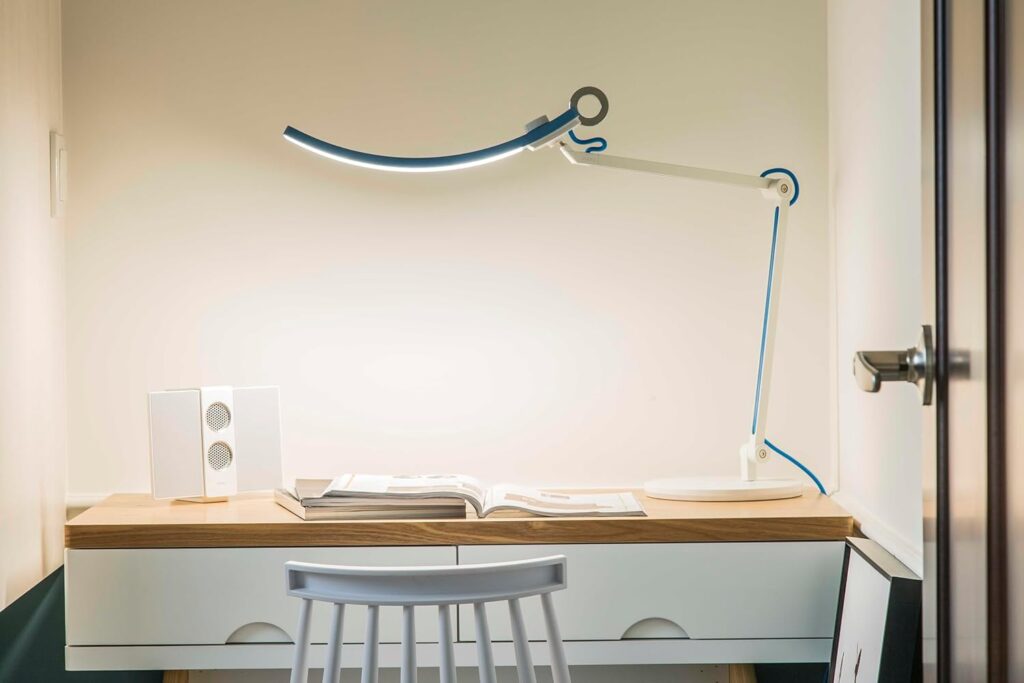 BenQ e-Reading LED Desk Lamp